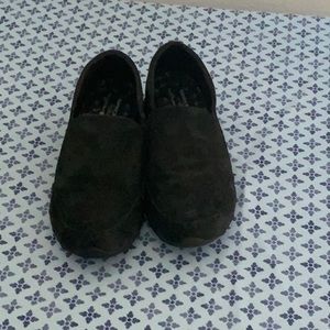 Sketchers black women’s shoes